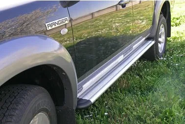 Estribos plataforma aluminio tipo S50 RANGER doble cabina
