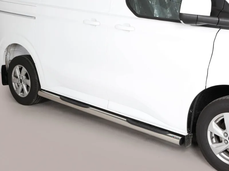 Estribos tubo Inox 76mm con pisantes T7 desde 2024