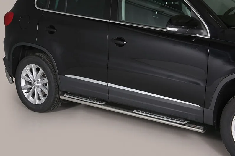 Estribos tubo Inox ovalados con pisantes TIGUAN 2007-2011