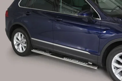 Estribos tubo Inox ovalados con pisantes TIGUAN desde 2017