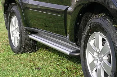 Estribos plataforma Aluminio S50 MONTERO V80 3P