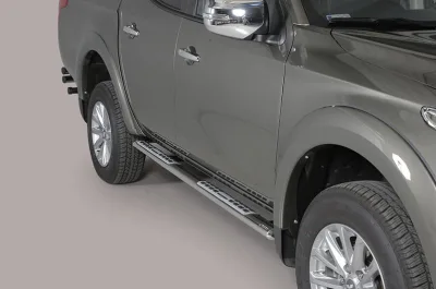 Estribos tubo Inox ovalados tipo DSP con pisantes L200 2019-2024