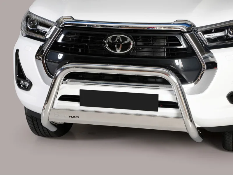 Defensa central Inox 63mm con CE HILUX REVO 2021-