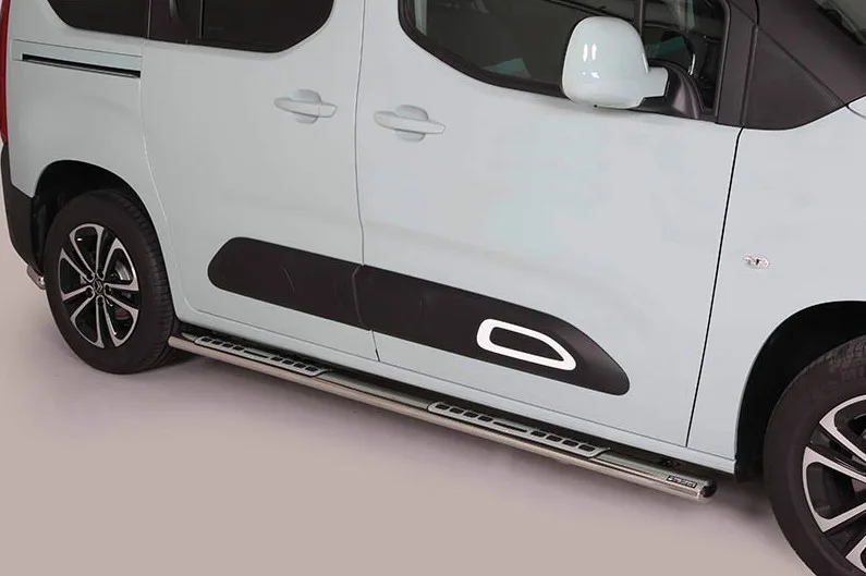 Estribos tubo Inox ovalados con pisantes BERLINGO MULTISPACE 2018-