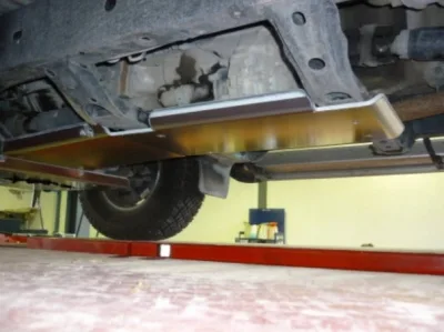 Protección de cambio y transfer N4 8mm TOYOTA J95 5P