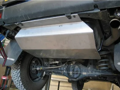Protección depósito N4 6mm TOYOTA J90 3P