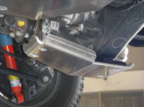 Protección diferencial trasero N4 8mm TOYOTA Serie 12/15/HILUX VIGO/FJ CRUISER