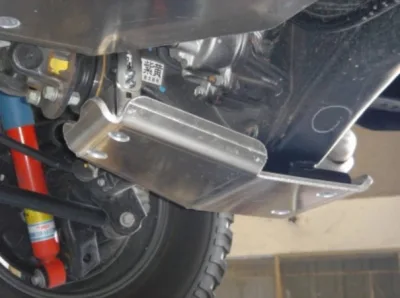 Protección diferencial trasero N4 8mm TOYOTA Serie 12/15/HILUX VIGO/FJ CRUISER