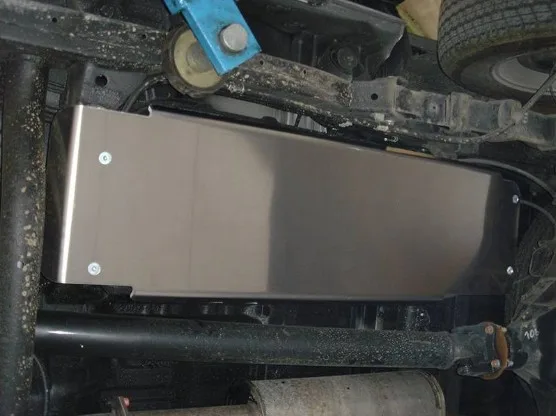 Protección depósito N4 6mm MITSUBISHI L200 TRITON 2006-