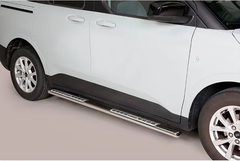 Estribos tubo Inox ovalados con pisantes TRANSIT COURIER 2024-